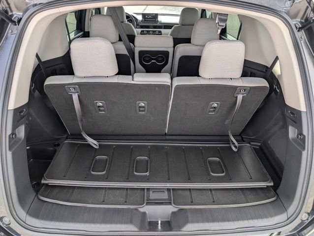 Used 2023 Honda Pilot LX image 14