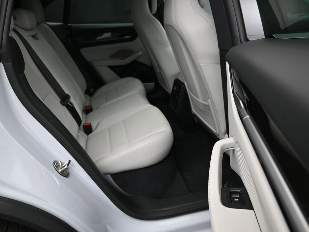 Certified 2024 Porsche Macan 4 Electric image 24