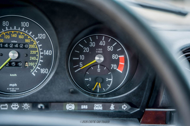 Used 1988 Mercedes-Benz 560 SL image 31