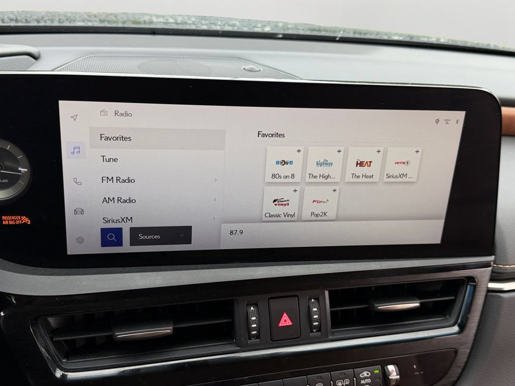Used 2023 Lexus ES 350 w/ Premium Package FWD image 20