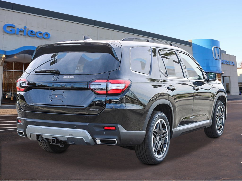 New 2026 Honda Pilot Touring image 4