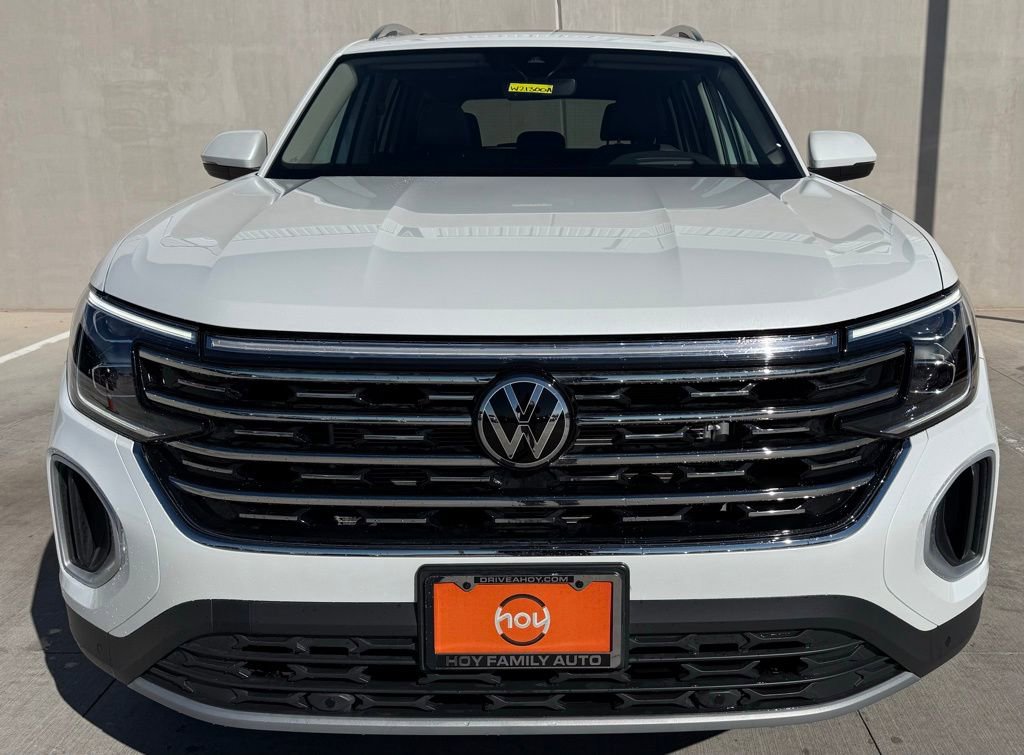 Certified 2025 Volkswagen Atlas SEL image 2