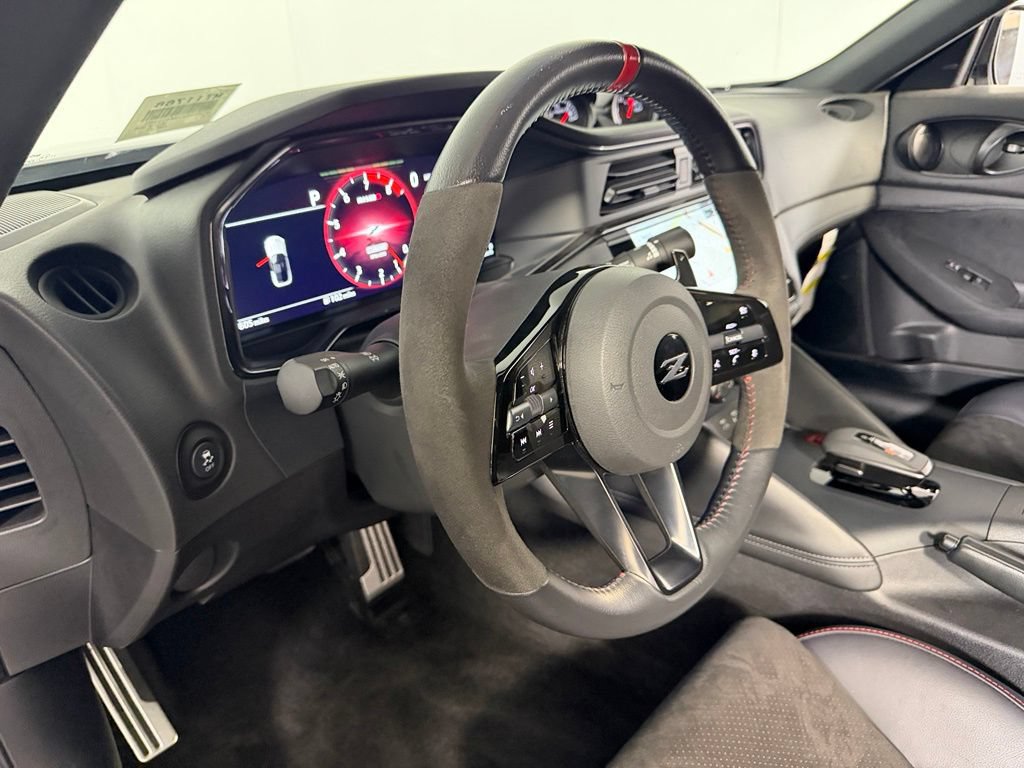Used 2025 Nissan Z NISMO w/ Floor Mat Package RWD image 21