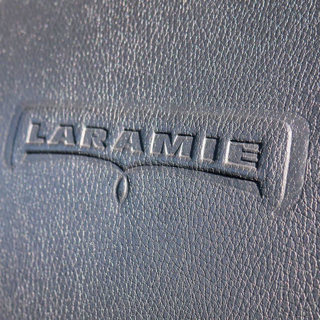 Used 2014 RAM 2500 Laramie w/ Protection Group image 38