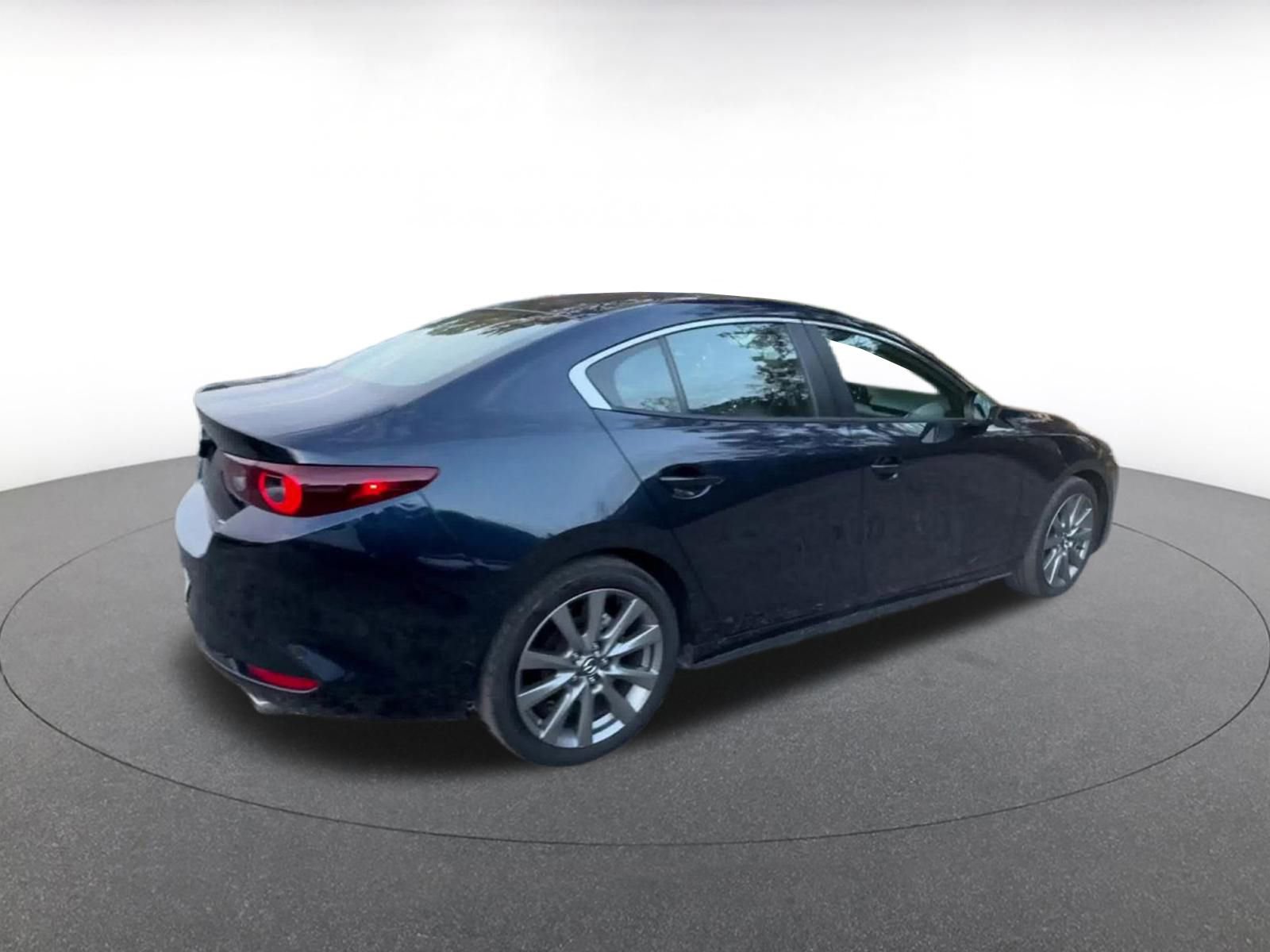 Used 2025 MAZDA MAZDA3 s image 15