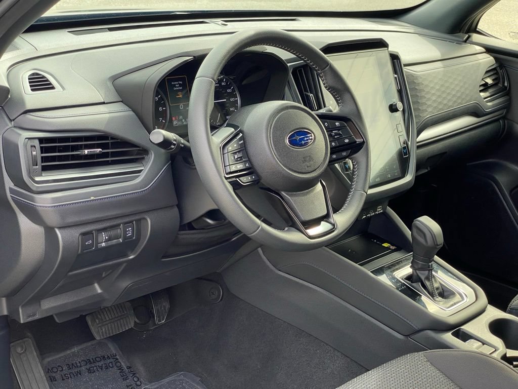 Used 2025 Subaru Forester Premium AWD/4WD image 10