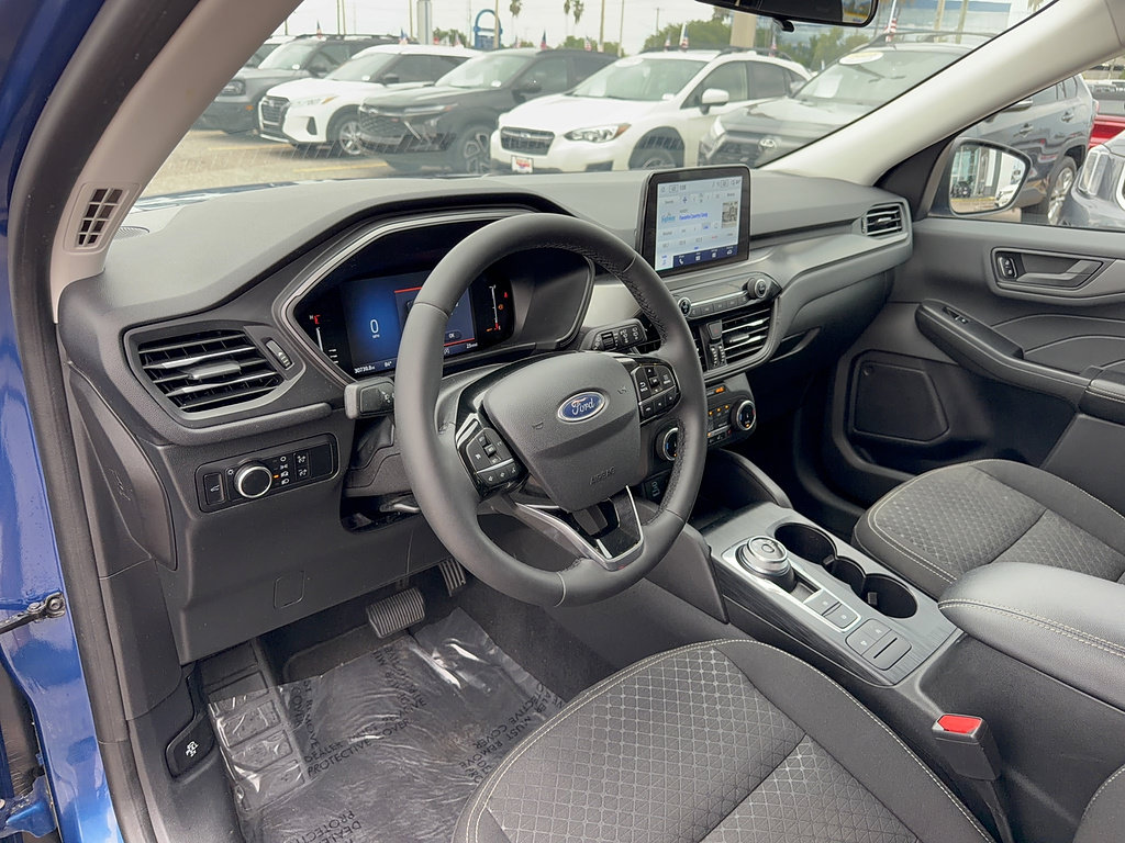 Certified 2023 Ford Escape Active AWD/4WD image 11