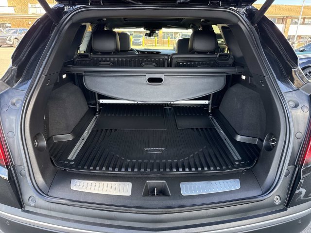 Certified 2024 Cadillac XT5 Premium Luxury w/ LPO, Floor Liner Package AWD/4WD image 59