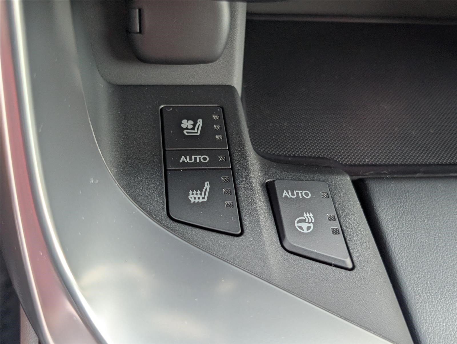 New 2026 Lexus LX 700h Luxury AWD/4WD image 26