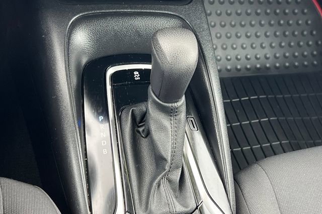 Used 2021 Toyota Corolla LE image 22