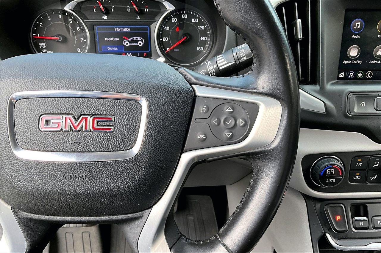 Used 2020 GMC Terrain SLE w/ Driver Convenience Package image 11