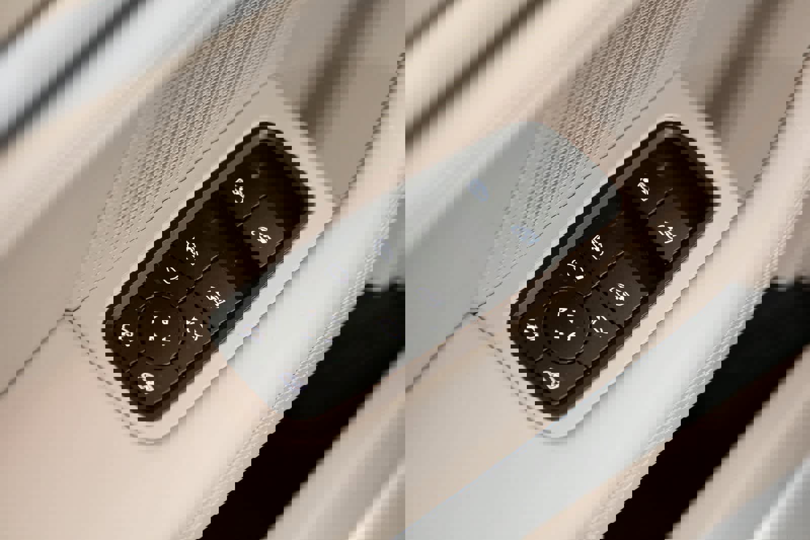 Certified 2025 Porsche Taycan image 18