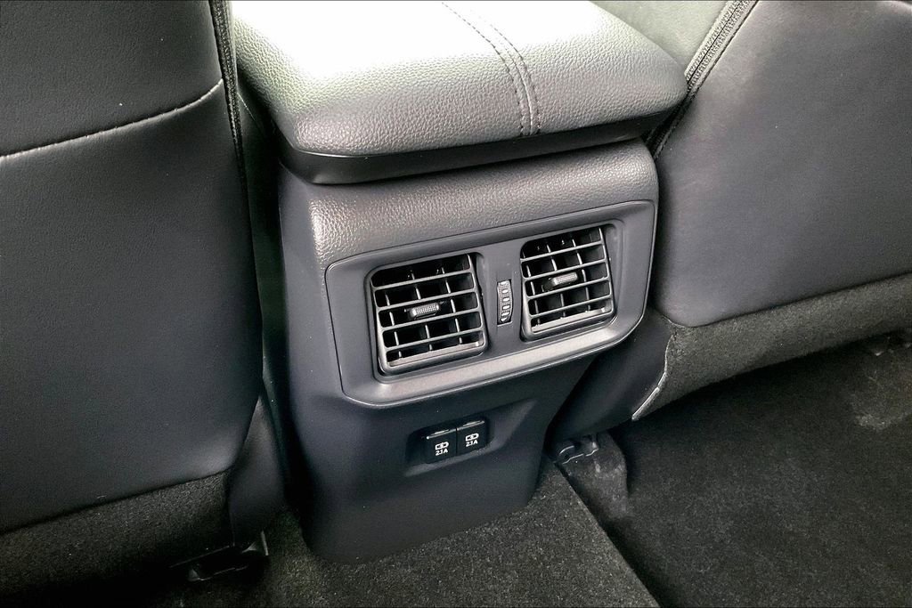Used 2019 Toyota RAV4 Limited w/ Advanced Technology Package AWD/4WD image 10