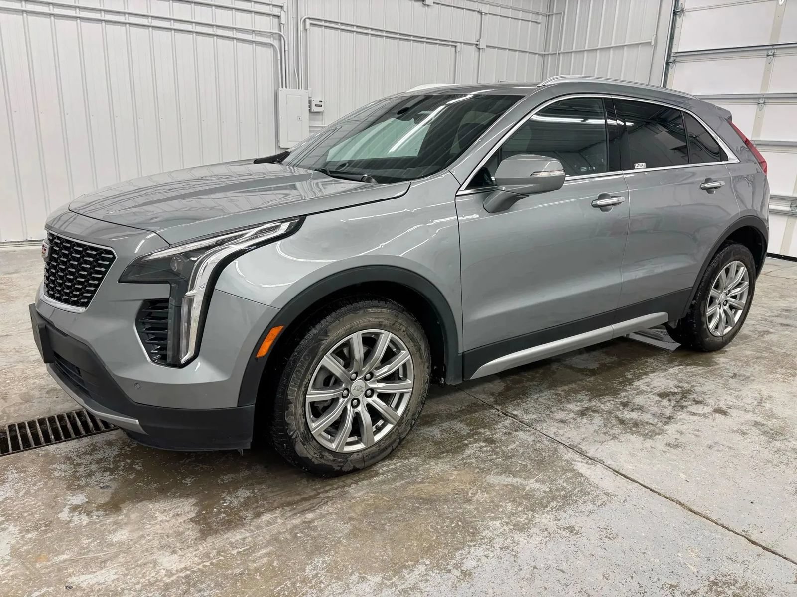 Used 2023 Cadillac XT4 Premium Luxury FWD image 13