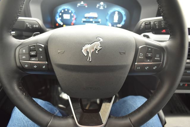 Used 2025 Ford Bronco Sport Badlands image 19