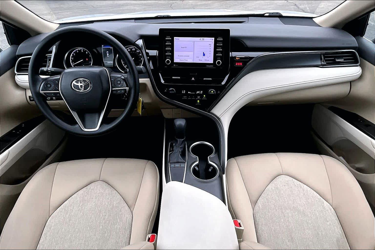 Used 2024 Toyota Camry LE FWD image 24