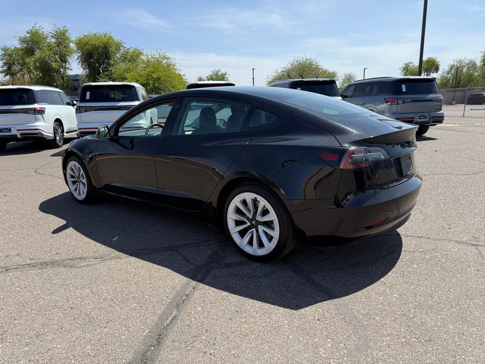 Used 2022 Tesla Model 3 Standard Range RWD image 7