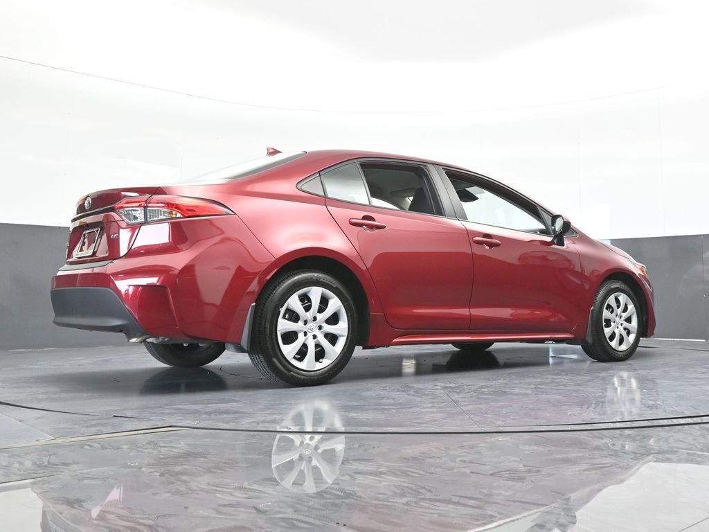 Used 2024 Toyota Corolla LE FWD image 54
