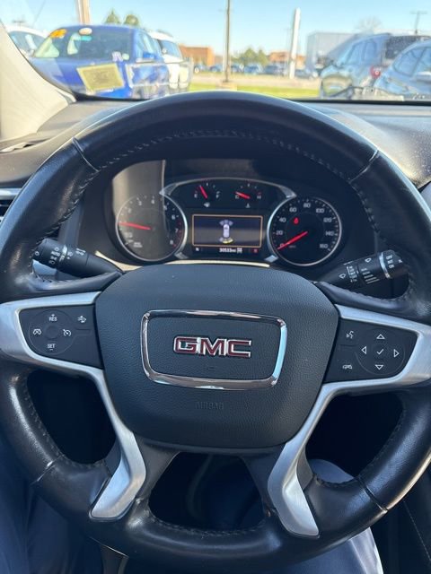 Used 2021 GMC Acadia SLT AWD/4WD image 4