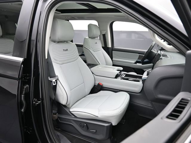 New 2025 Ford Expedition Max Platinum w/ Platinum Ultimate Package image 29