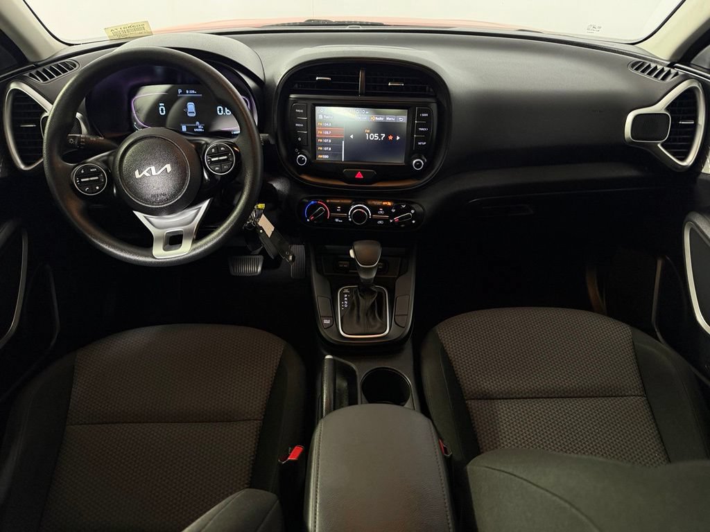 Used 2023 Kia Soul LX FWD image 12