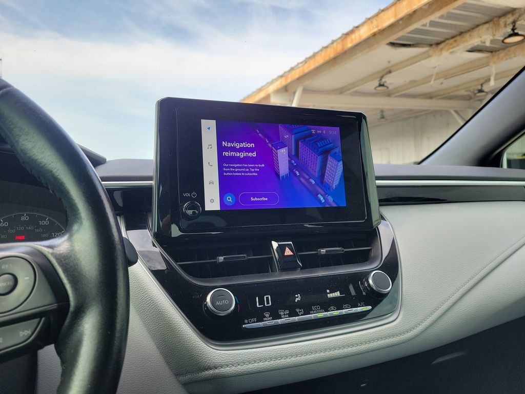 Used 2023 Toyota Corolla SE FWD image 19