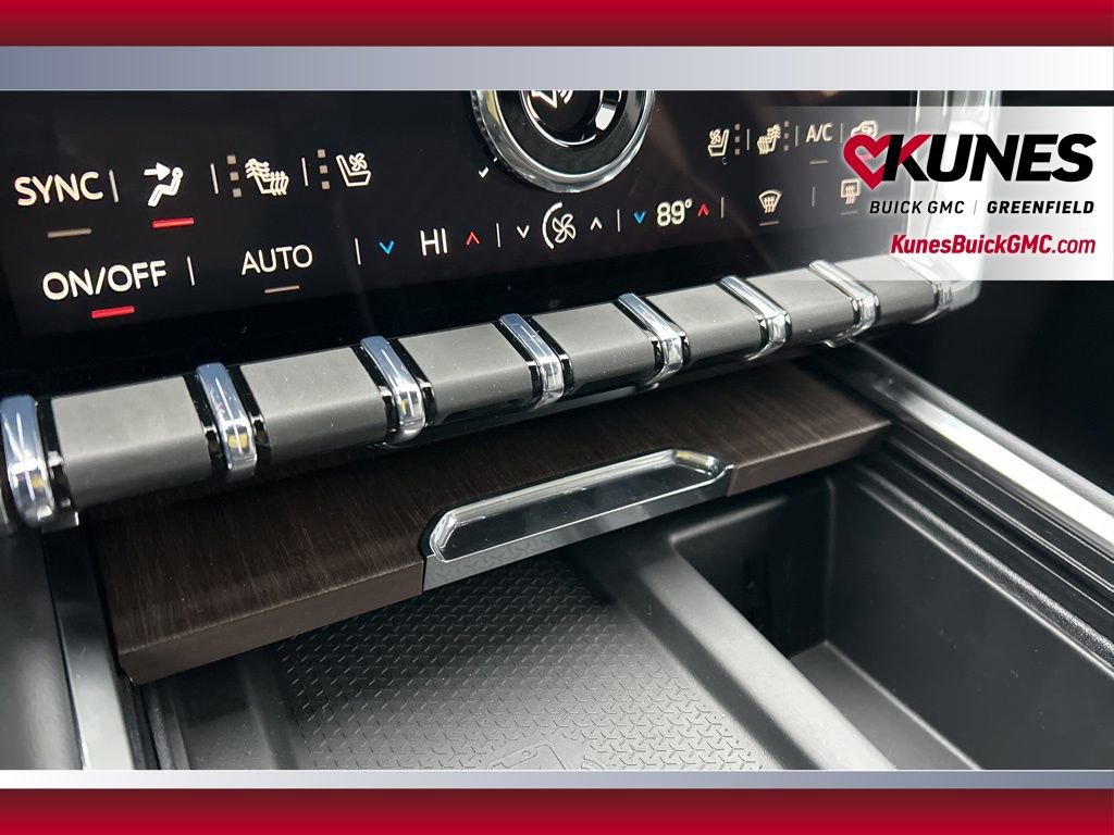 New 2026 GMC Acadia Denali w/ Super Cruise Package image 23