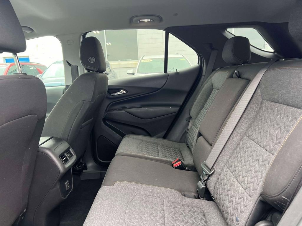 Used 2022 Chevrolet Equinox LT AWD/4WD image 12