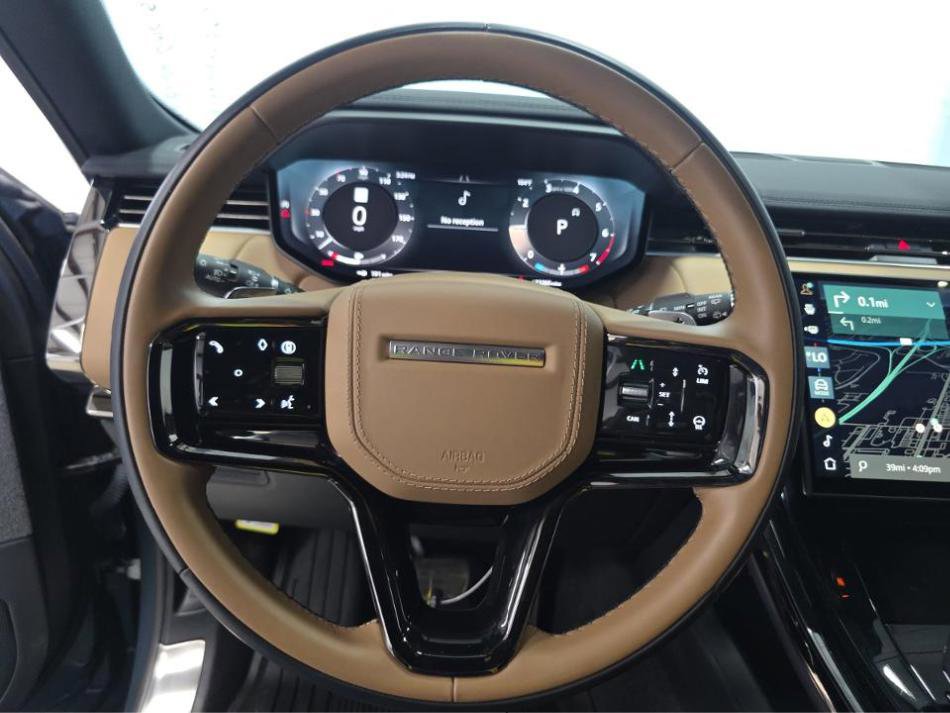 Used 2024 Land Rover Range Rover Sport Dynamic SE AWD/4WD image 12
