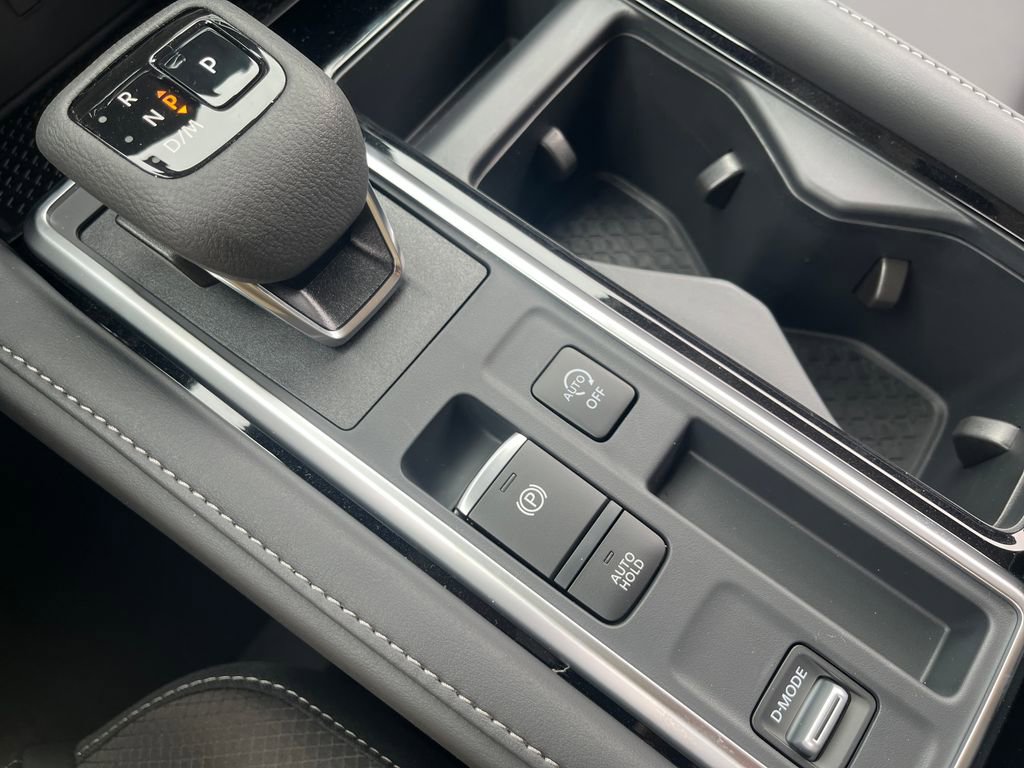 New 2026 Nissan Pathfinder SL FWD image 20