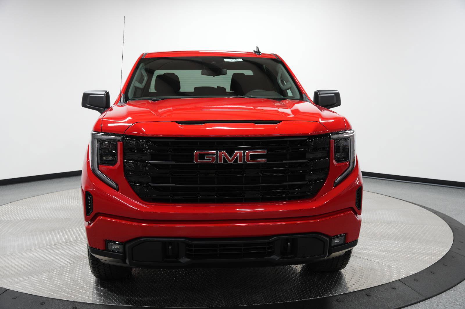 New 2026 GMC Sierra 1500 Elevation image 2