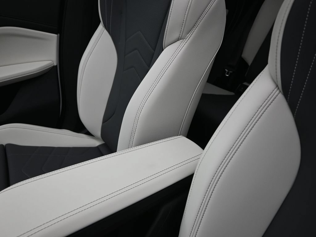 New 2026 BMW X1 xDrive28i w/ Technology Package AWD/4WD image 14