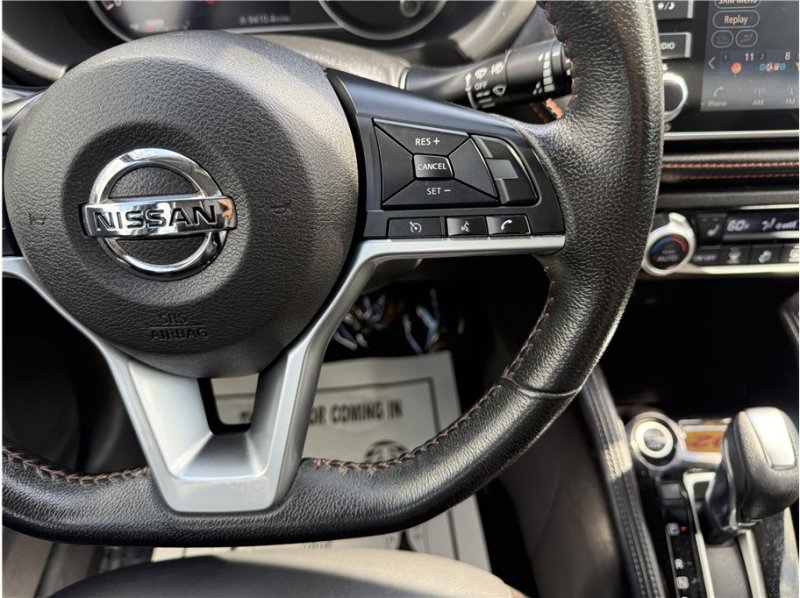 Used 2020 Nissan Kicks SR w/ SR Premium Package image 38