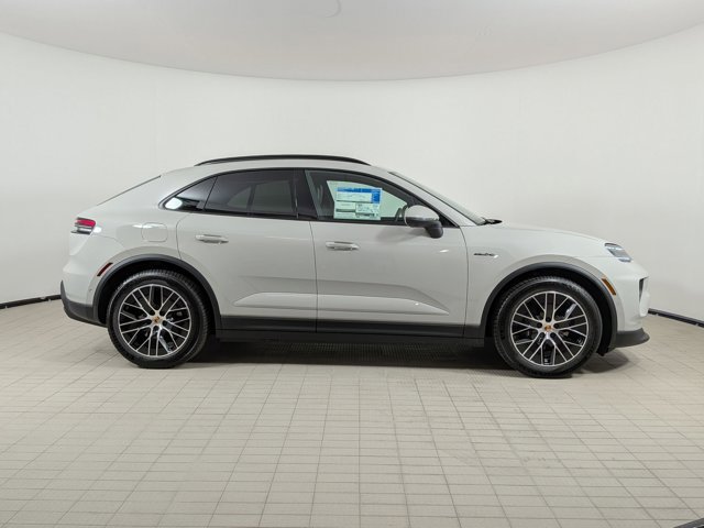 New 2026 Porsche Macan Electric RWD image 7