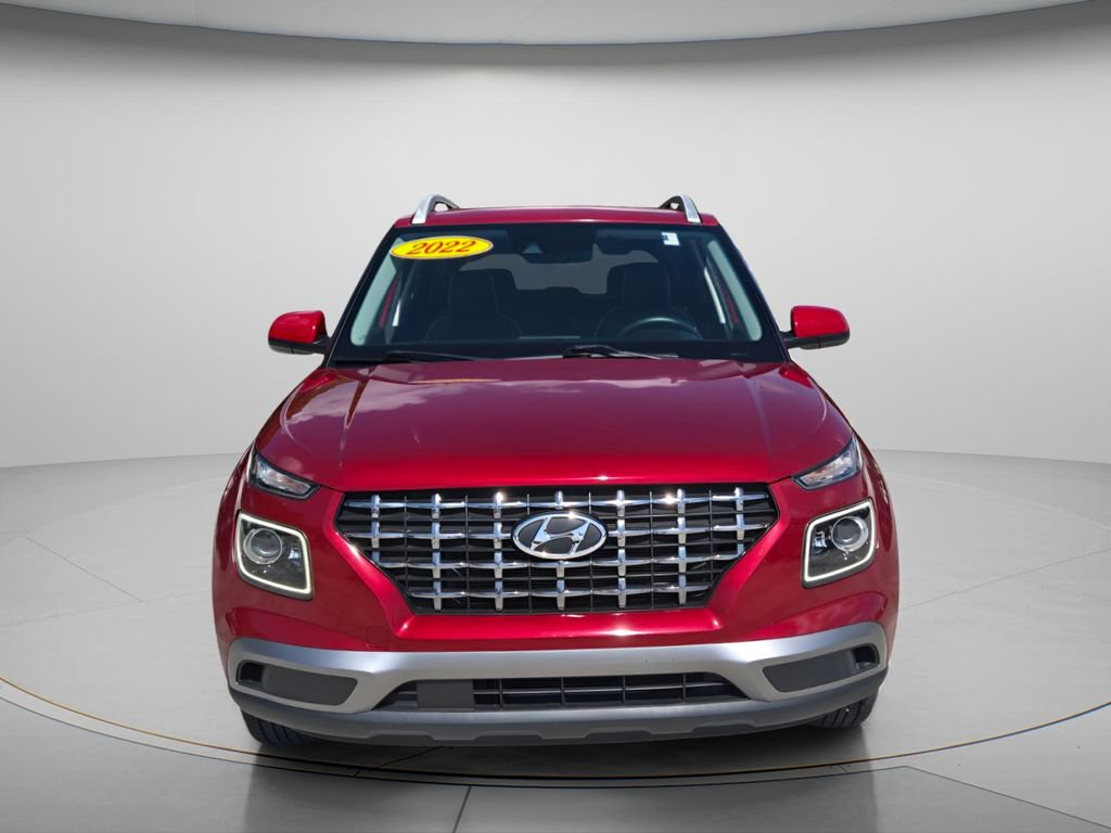 Used 2022 Hyundai Venue Limited w/ Cargo Package FWD image 5