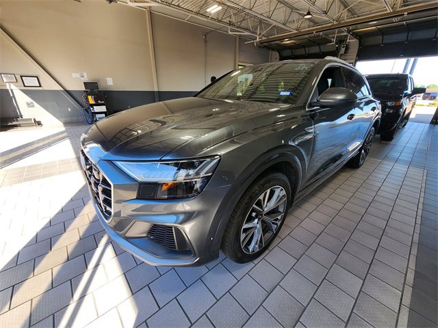 Used 2023 Audi Q8 Premium Plus AWD/4WD image 3