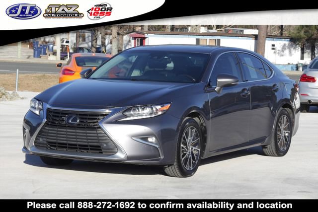 Used 2017 Lexus ES 350 w/ Luxury Package FWD image 3