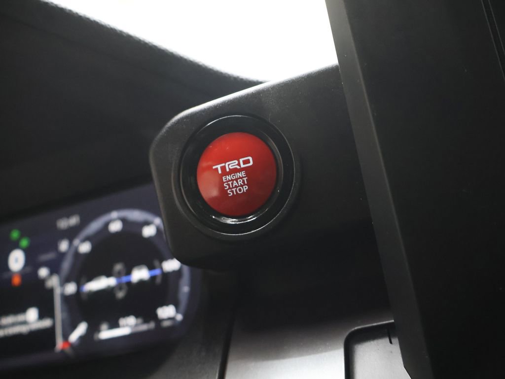 Used 2025 Toyota Tacoma TRD Off-Road AWD/4WD image 25