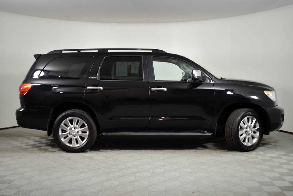 Used 2010 Toyota Sequoia Platinum image 3