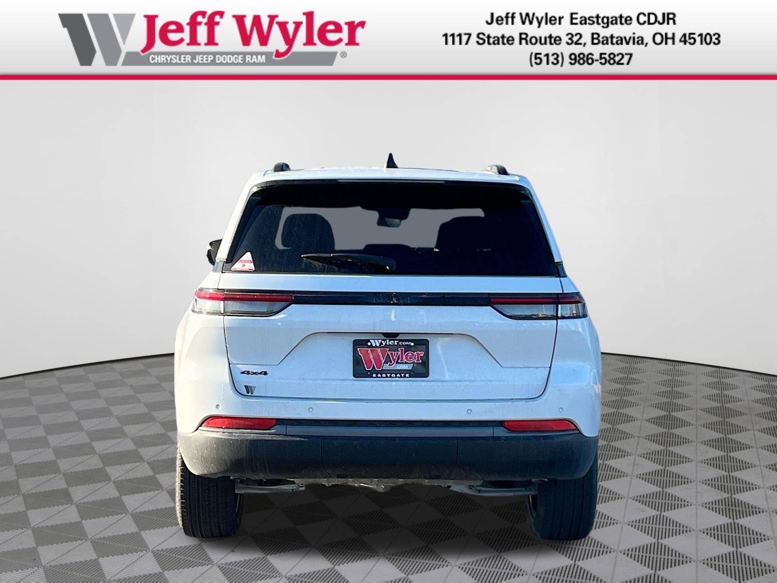 New 2026 Jeep Grand Cherokee Limited w/ Limited Altitude Package AWD/4WD image 24