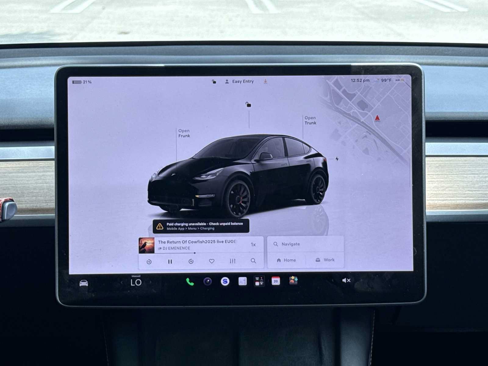 Used 2024 Tesla Model Y Performance AWD/4WD image 16