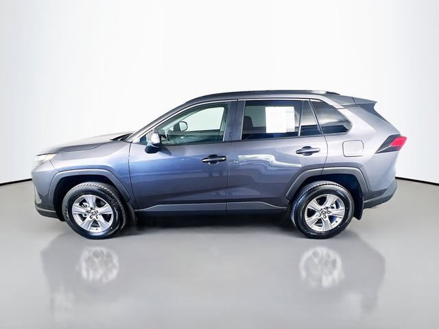 Used 2025 Toyota RAV4 XLE w/ Convenience Package FWD image 5