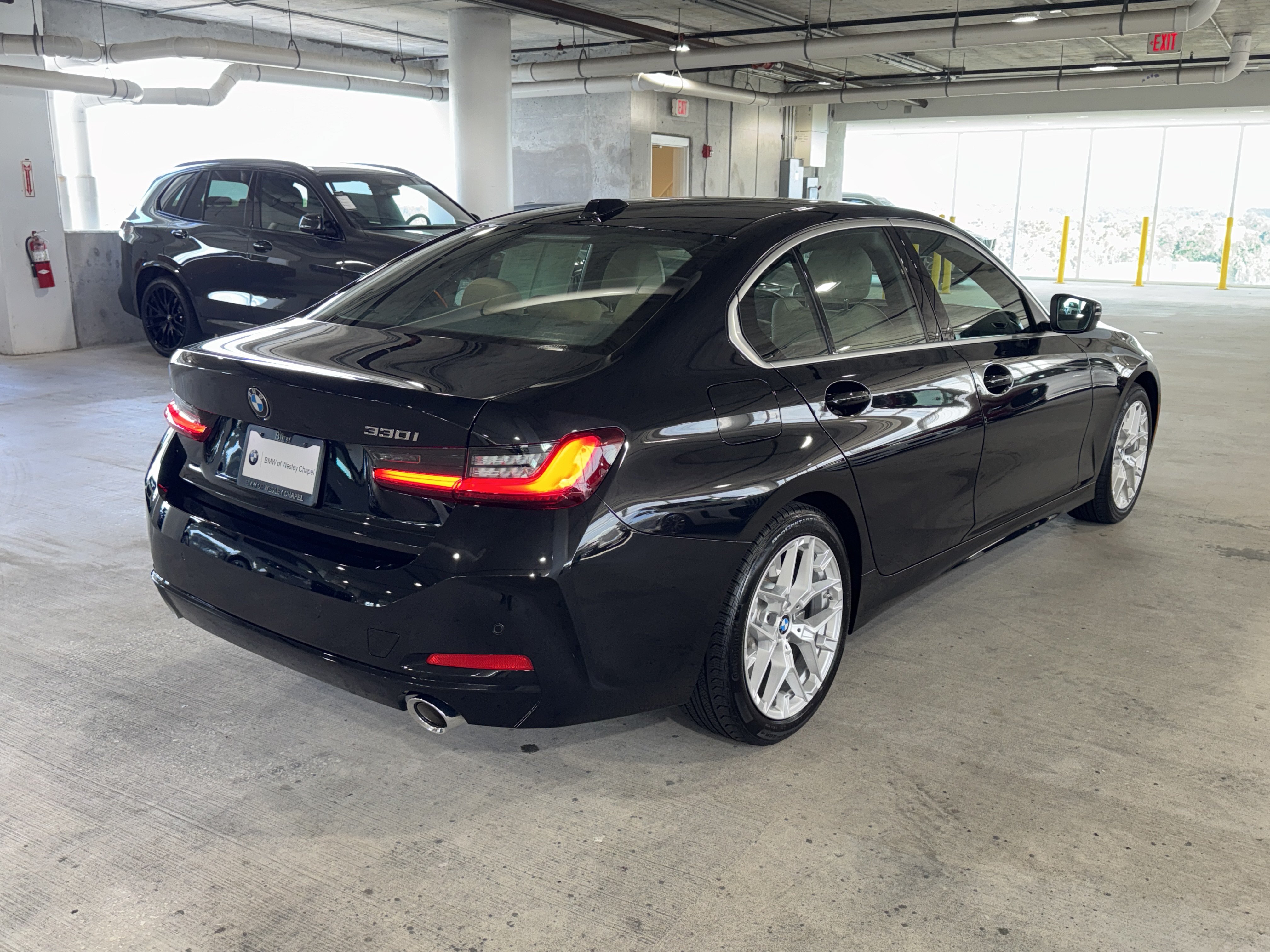 Certified 2025 BMW 330i Sedan w/ Premium Package RWD image 8