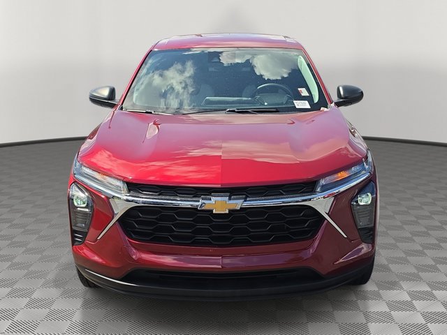 Used 2024 Chevrolet Trax LS FWD image 2