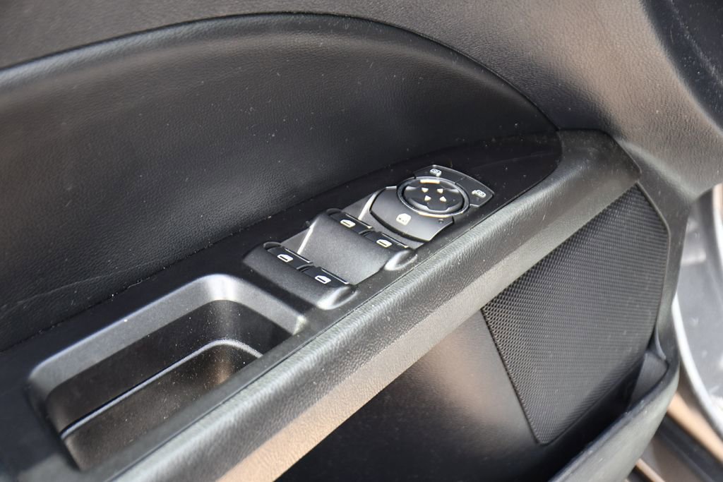 Used 2020 Ford Fusion SEL FWD image 23