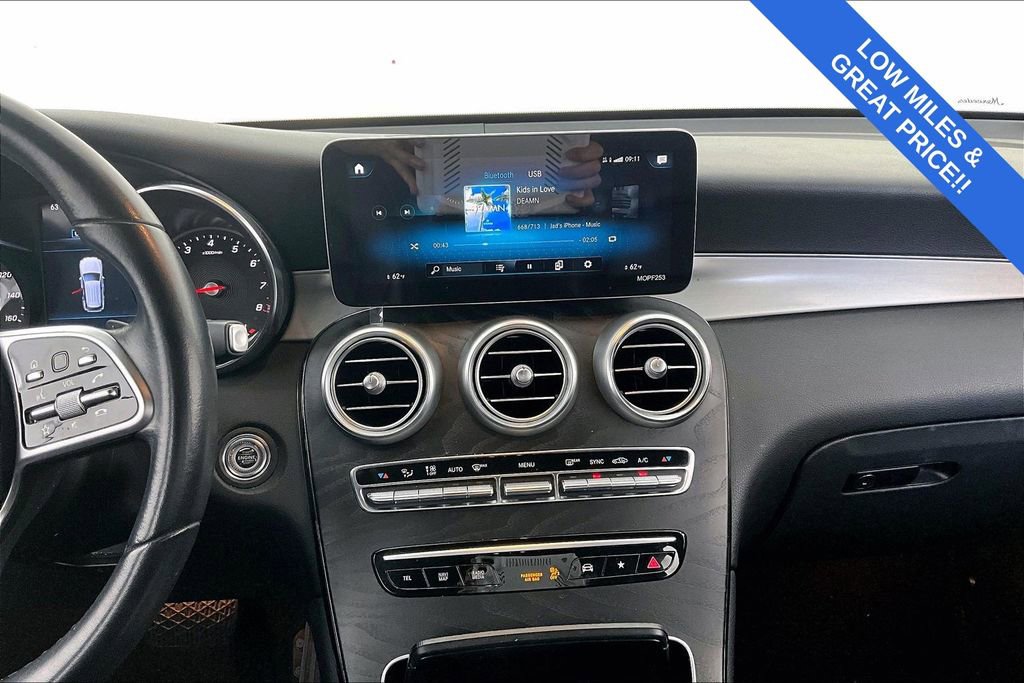 Used 2022 Mercedes-Benz GLC 300 image 9