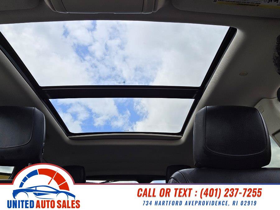 Used 2018 Cadillac XT5 Luxury w/ Driver Awareness Package AWD/4WD image 22