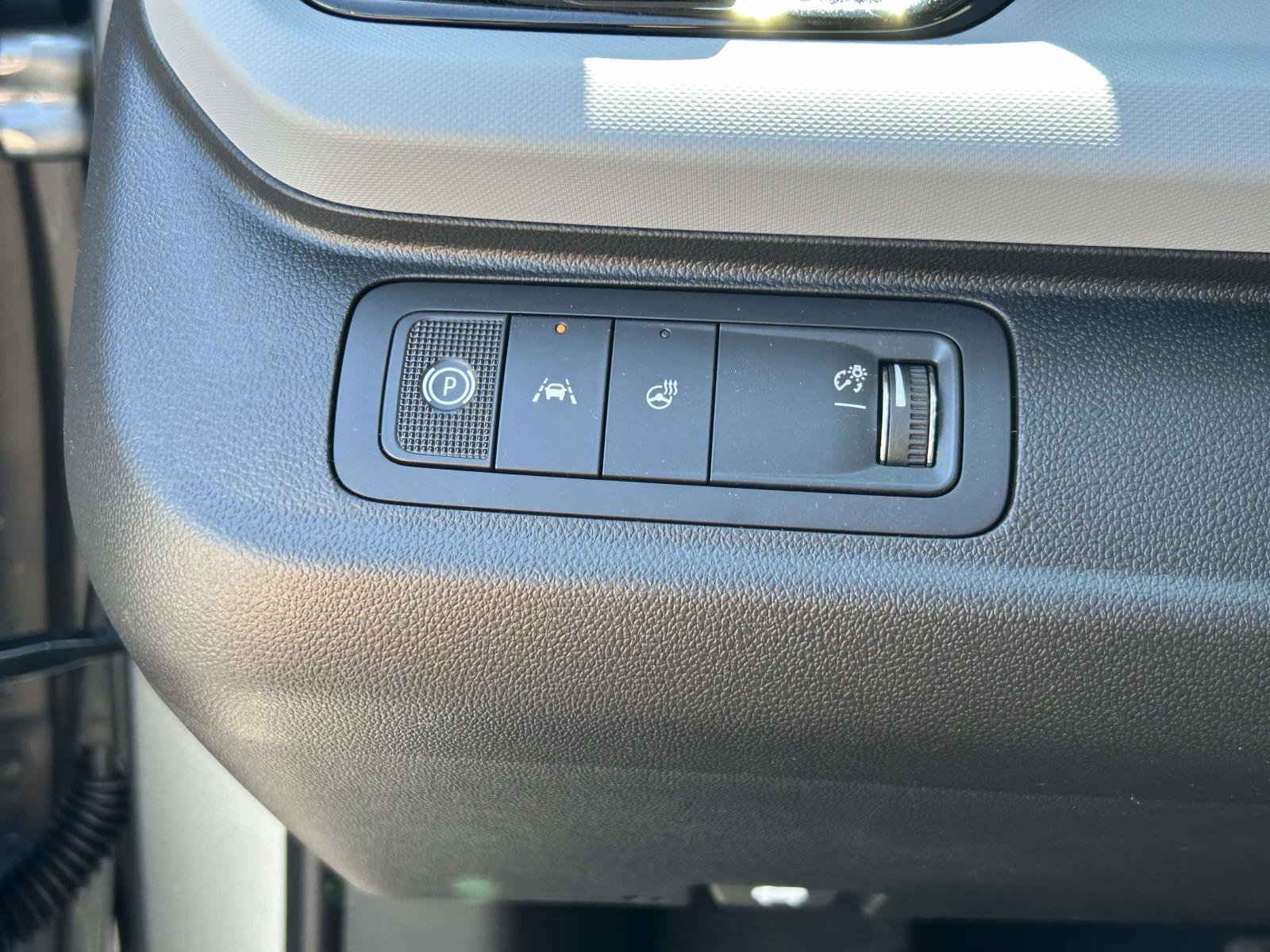 New 2027 Chevrolet Bolt RS FWD image 20