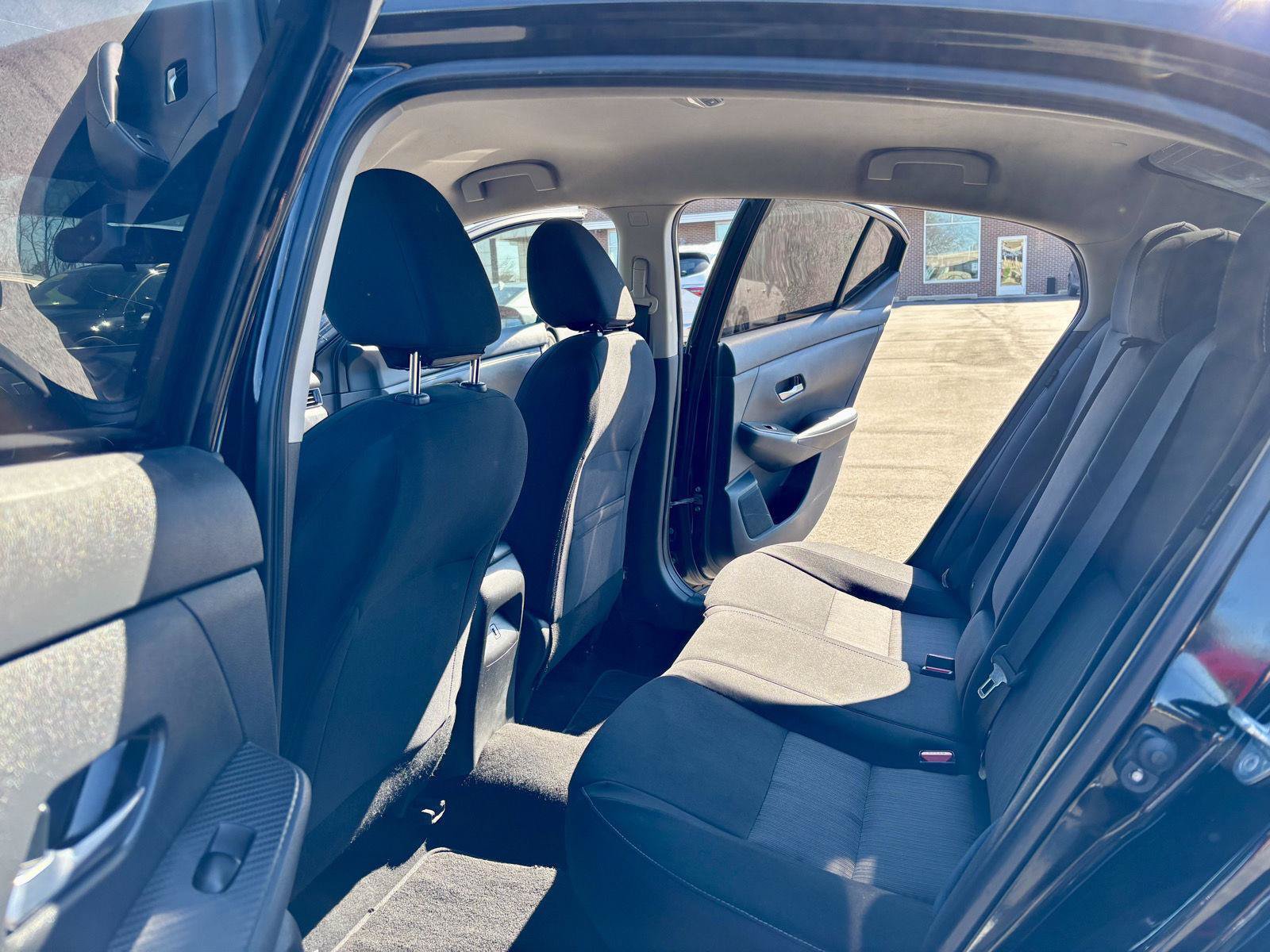 Used 2021 Nissan Sentra SV FWD image 15