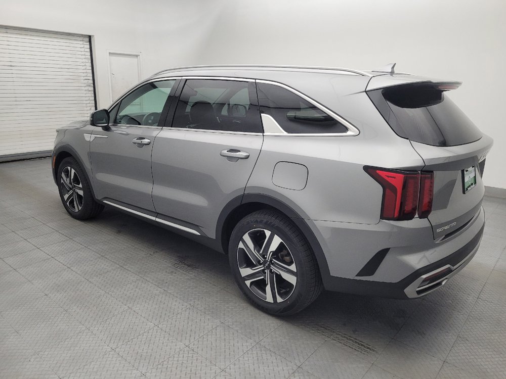 Used 2023 Kia Sorento EX w/ Panoramic Sunroof Package AWD/4WD image 3